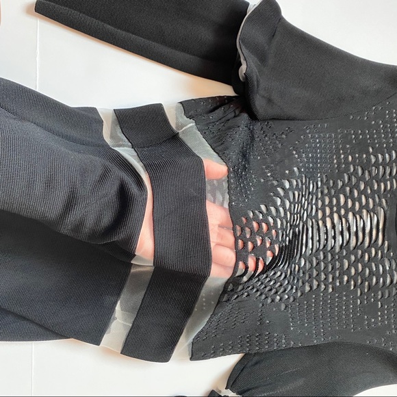 Alexander Wang X H&M Perforated Pattern - Picture 2 of 5